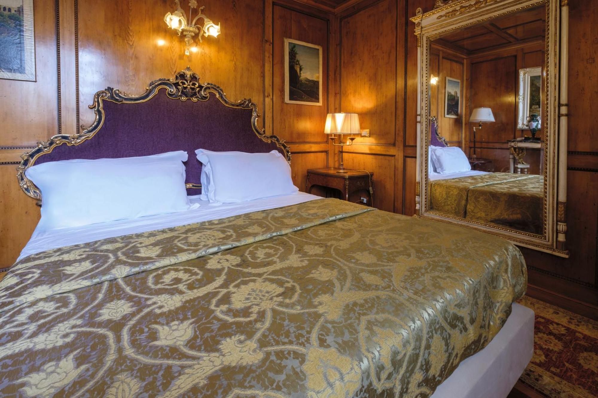Palazzo Ca' Bernardo By Francesco Molon Hotel Venesia Bagian luar foto