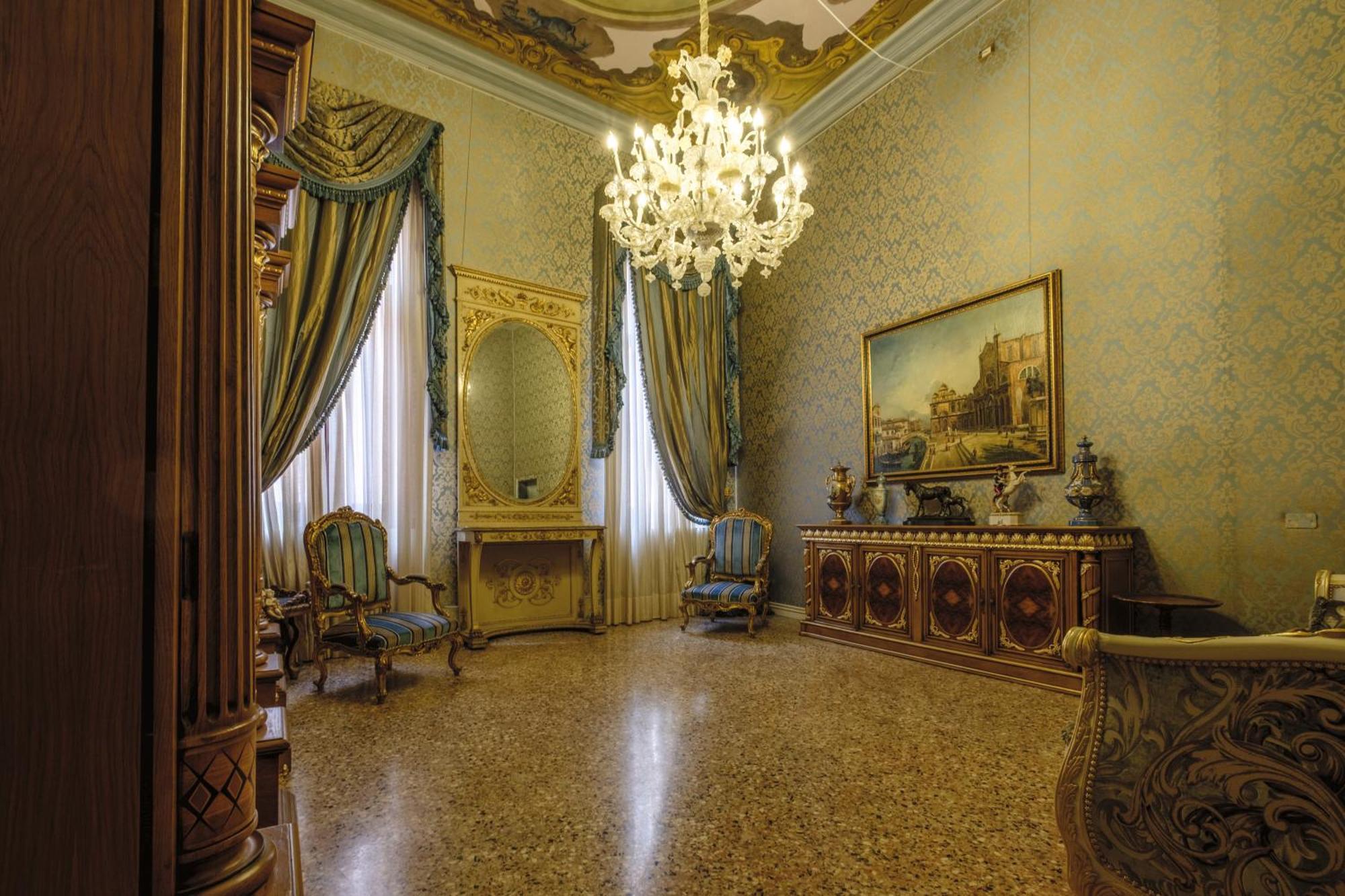 Palazzo Ca' Bernardo By Francesco Molon Hotel Venesia Bagian luar foto