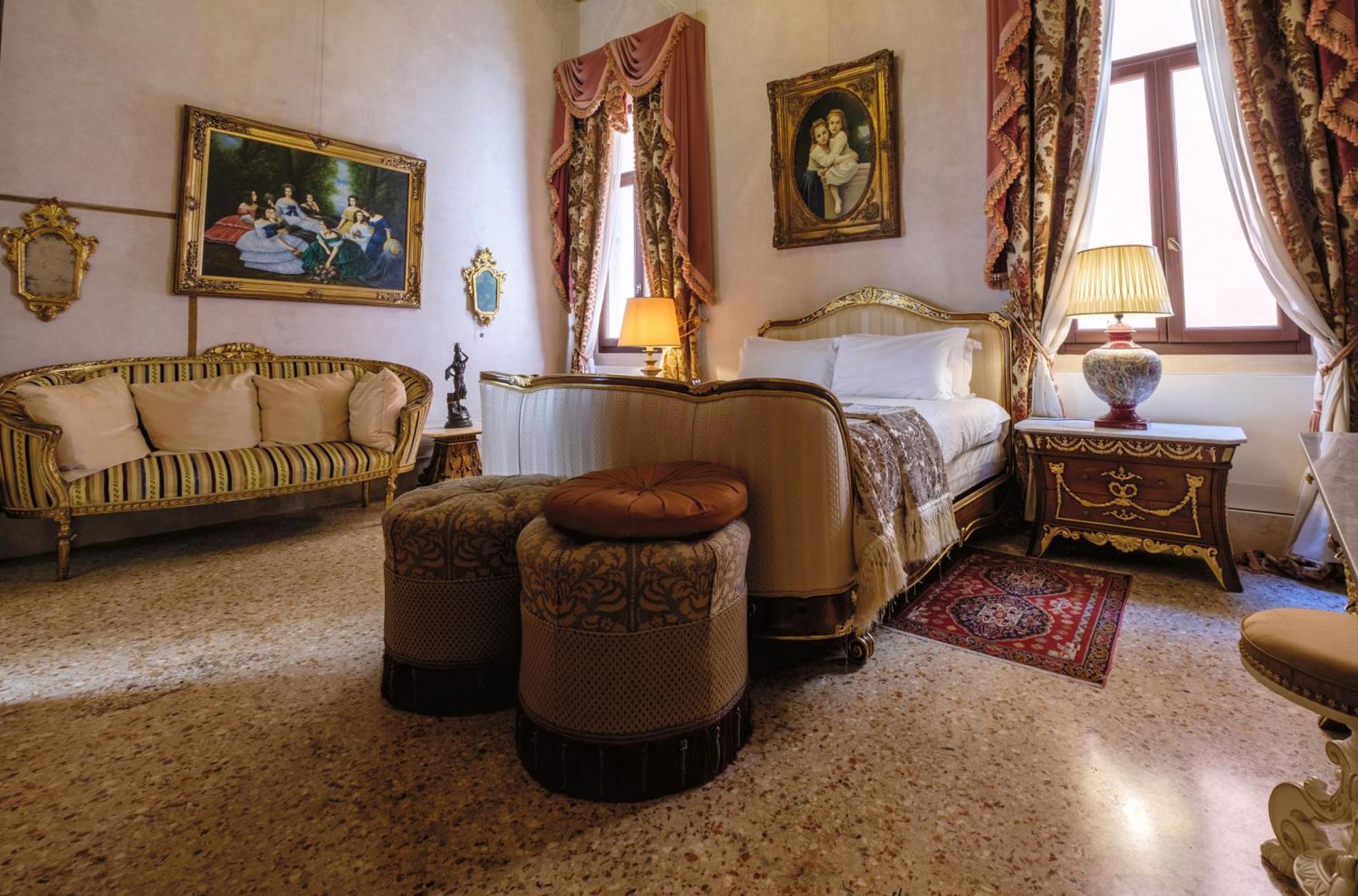 Palazzo Ca' Bernardo By Francesco Molon Hotel Venesia Bagian luar foto