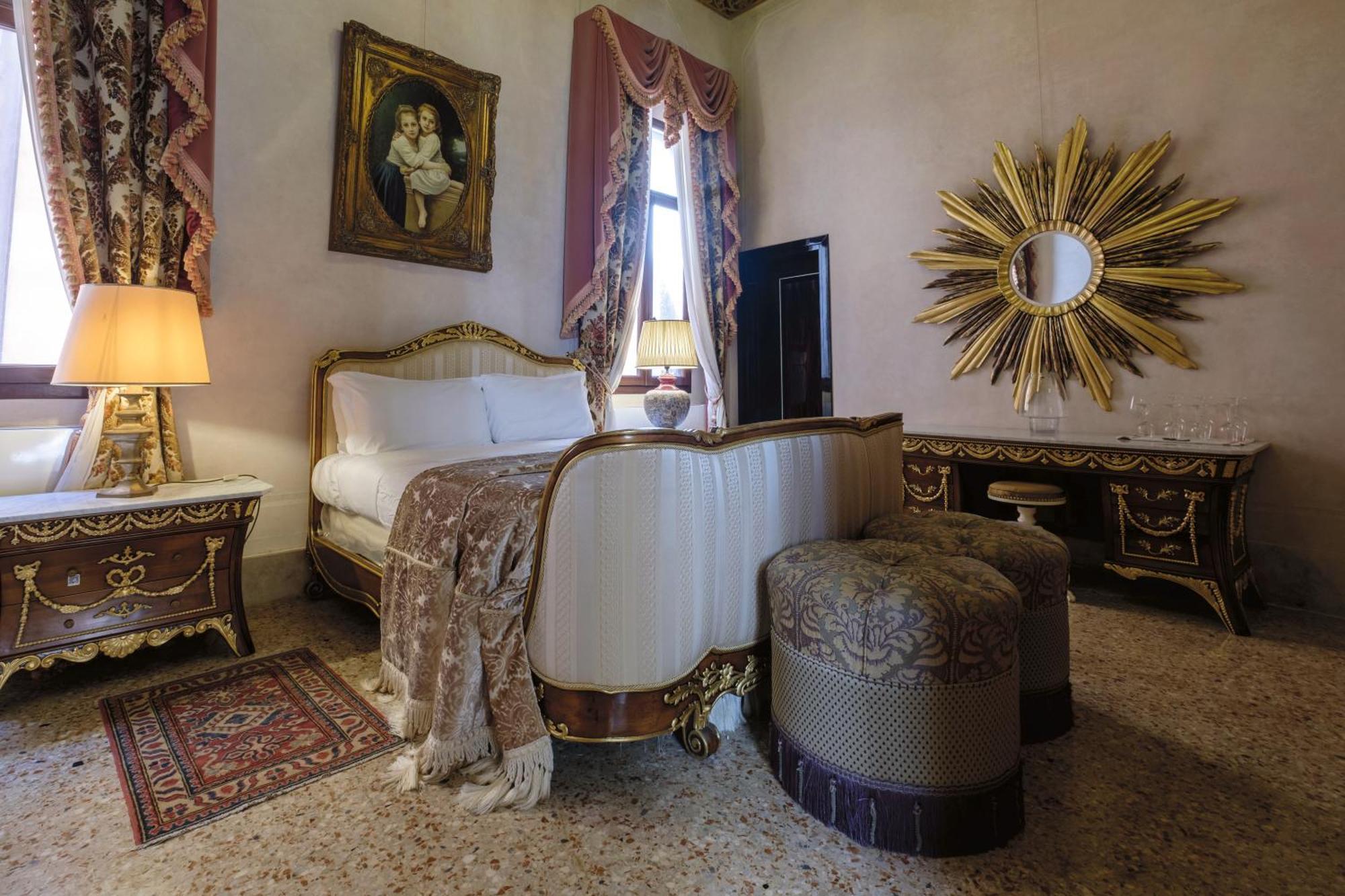 Palazzo Ca' Bernardo By Francesco Molon Hotel Venesia Bagian luar foto