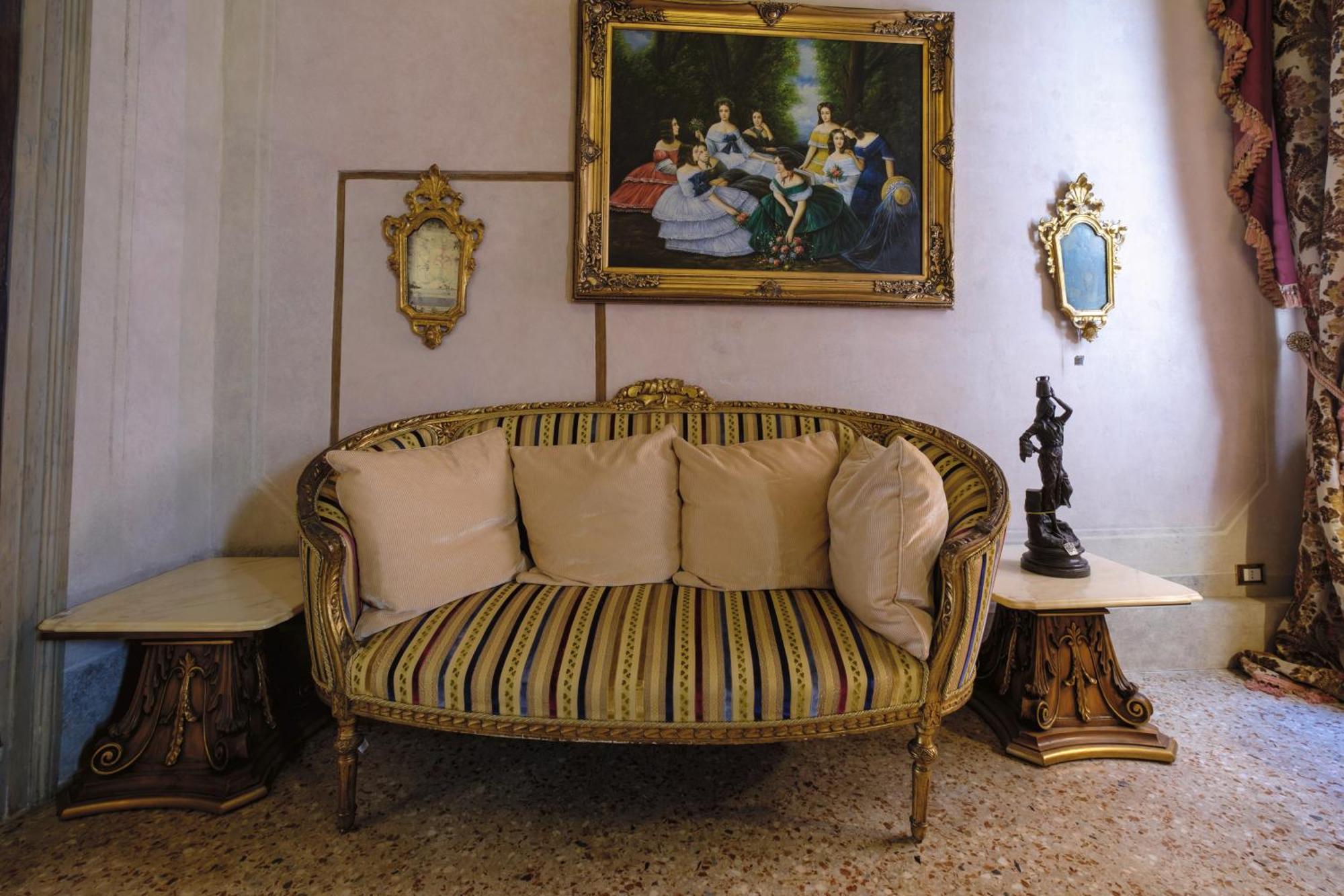 Palazzo Ca' Bernardo By Francesco Molon Hotel Venesia Bagian luar foto